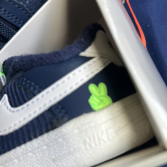 Nike sneakers - Picture 5 of 6